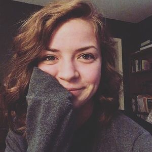 Meet your Posher, Elizabeth